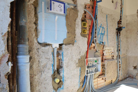 Ristrutturazioni Manutenzioni impianti idrici, impianti riscaldamento condizionamento in Ancona e Provincia MZ Termoidraulica